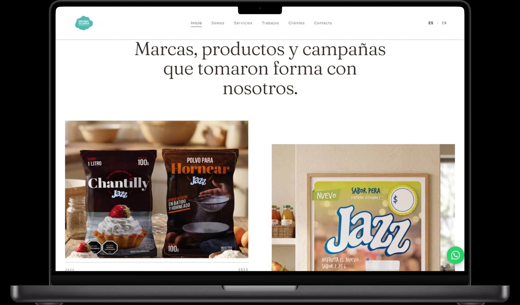 Divina Gloria en una MacBook